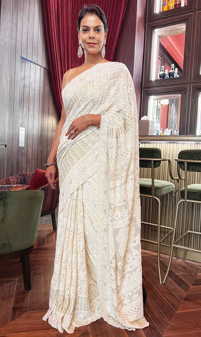 Hand Embroidered all over jaal mukaish work pure georgette chikankari saree 1
