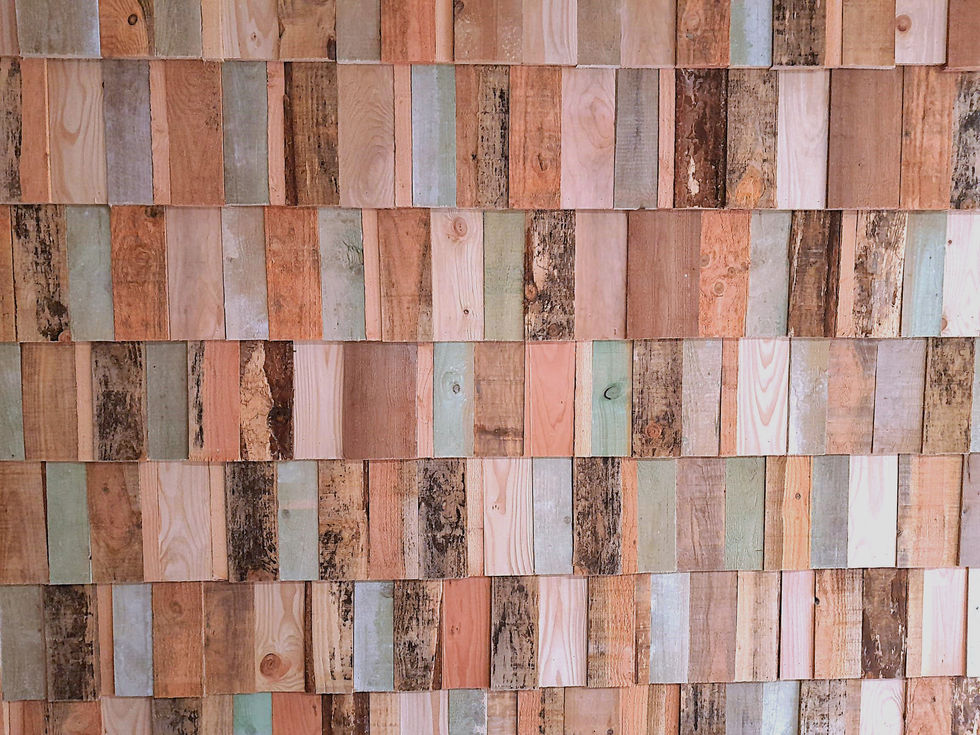 bardeaux de bois dépareillés