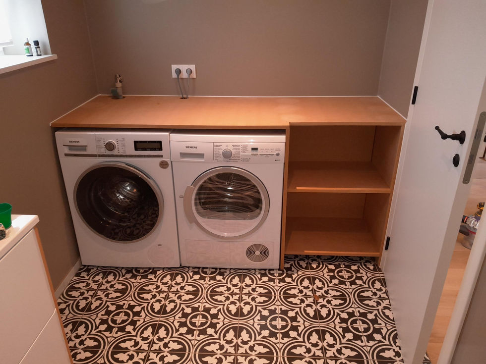 Mobilier sur mesure, étagère, panneaux mdf