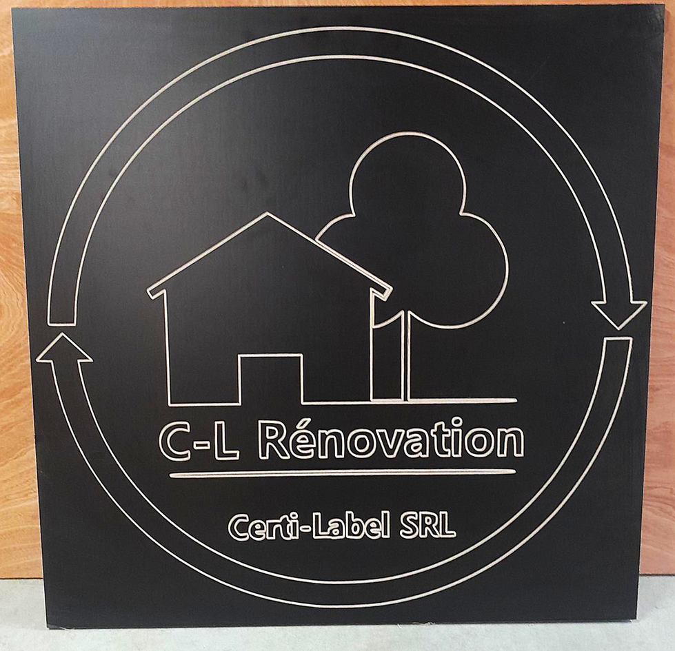 Gravure bois avec machine à commande numérique (CNC)