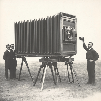 photo ancienne d'un appareil photo génat