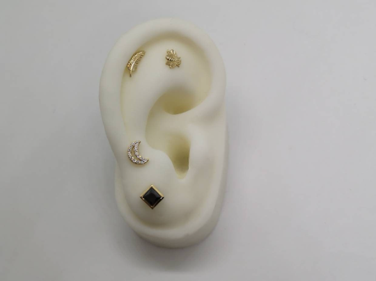 Miniatura: 14kt księżycowy - cyrkonie sześcienne