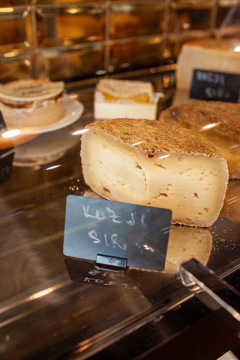 Visit Istria, Roxanich