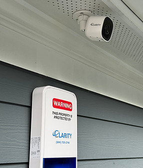 Outdoor Camera & siren.jpg