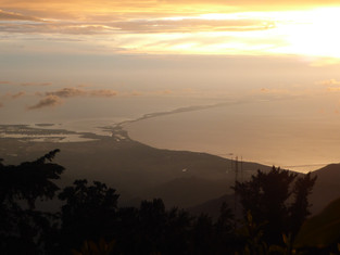 Cerro Kennedy, Minca, LaTagua, Santa Marta, turismo Santa Marta, Buritaca, La Sierra Nevada de Santa Marta, Parque Tayrona, Tayrona Park, La Ciudad Perdida, Costeno River, Costeno Beach, ecotour, rappelling, adventure, waterfalls, sierra minca, hiking, river adventure tours minca