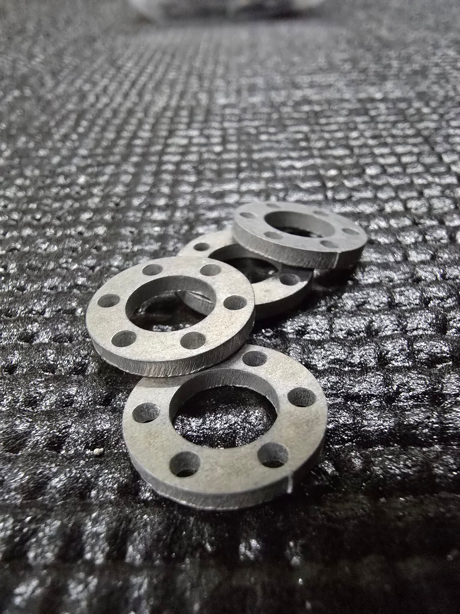 2mm hub spacers for SRC Wheels.
