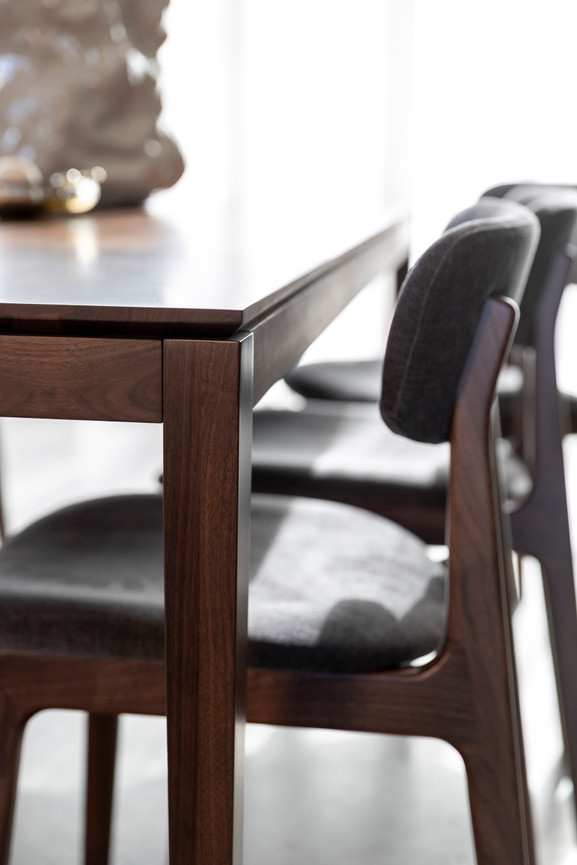 jazz-diningtable-alaska-diningchair-2