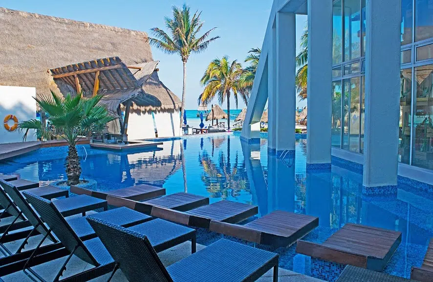 mia reef isla mujeres