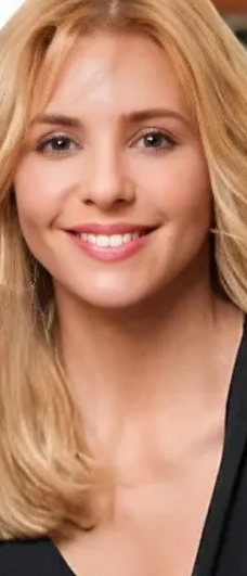 Olivia d'Abo Photo Op - Saturday, 7/12/25 - 1:00 PM