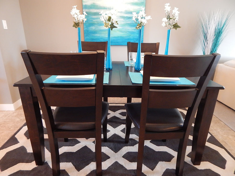 dining-room-881127_1920