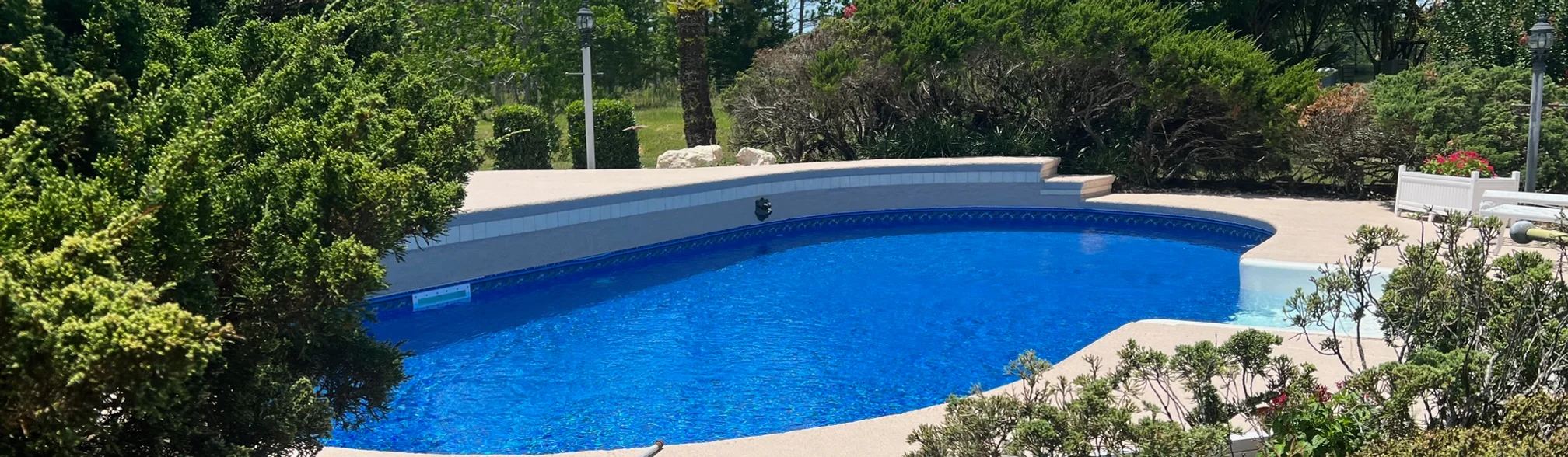 pool2.webp