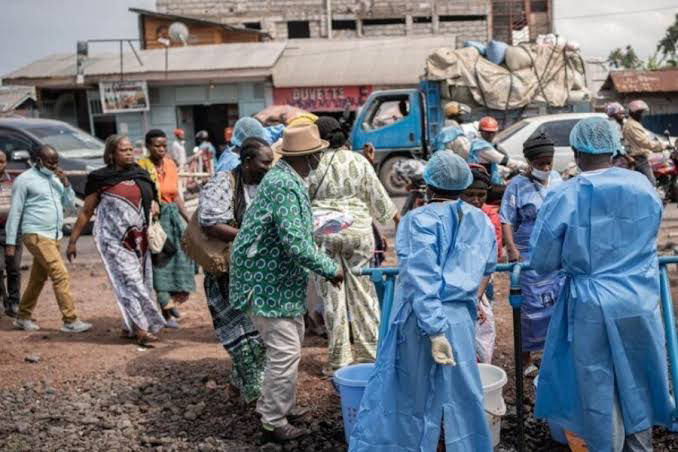 Ébola se expande en el Congo; suman ya 238 muertes
