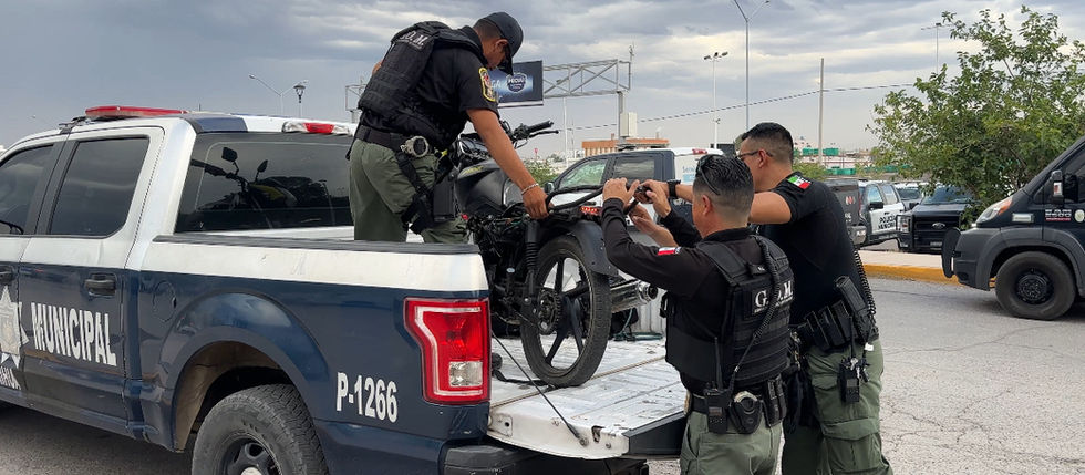 Mantiene Policía Municipal de Chihuahua, operativos de revisión a motocicletas