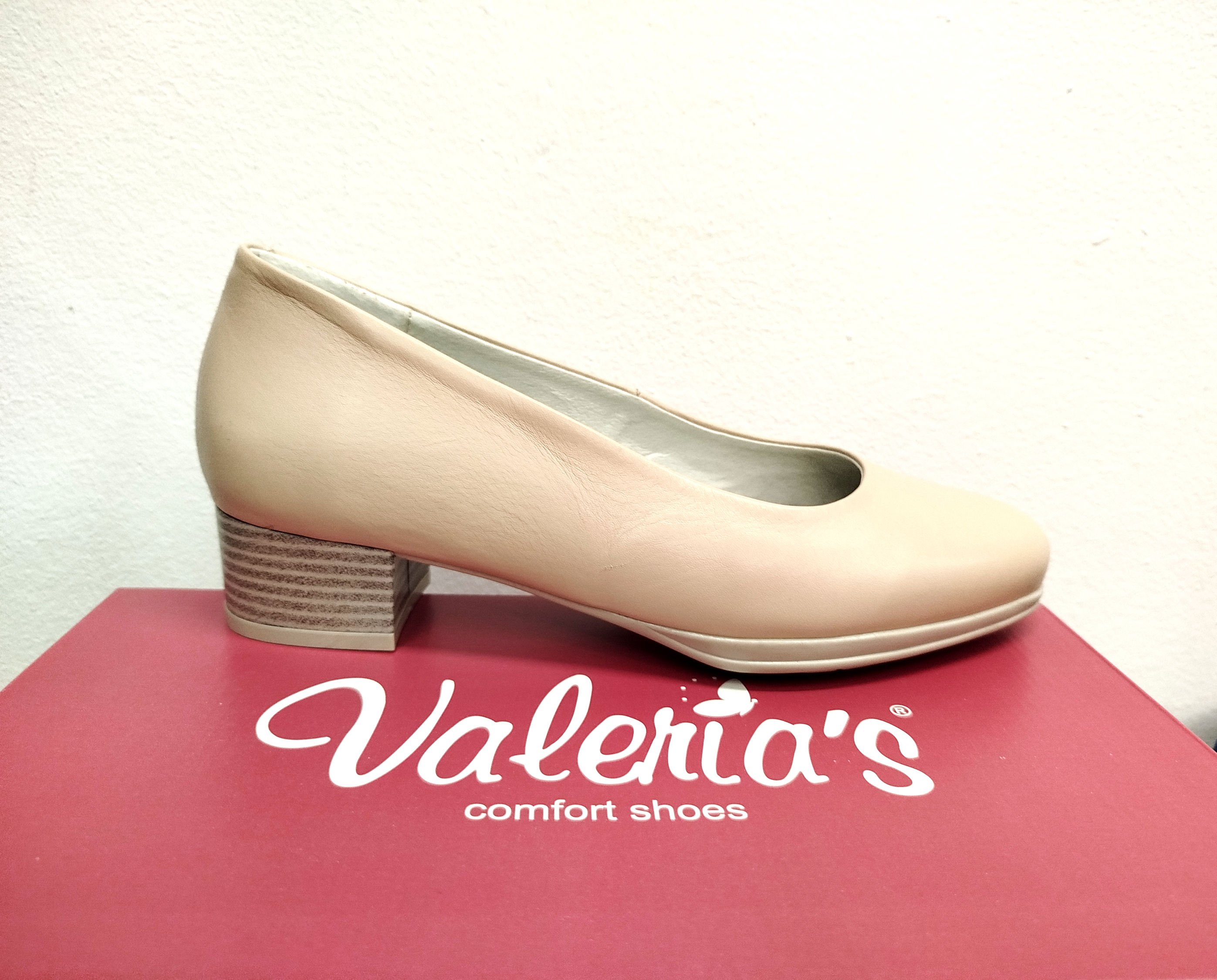 VALERIA´S 1076 BEIGE