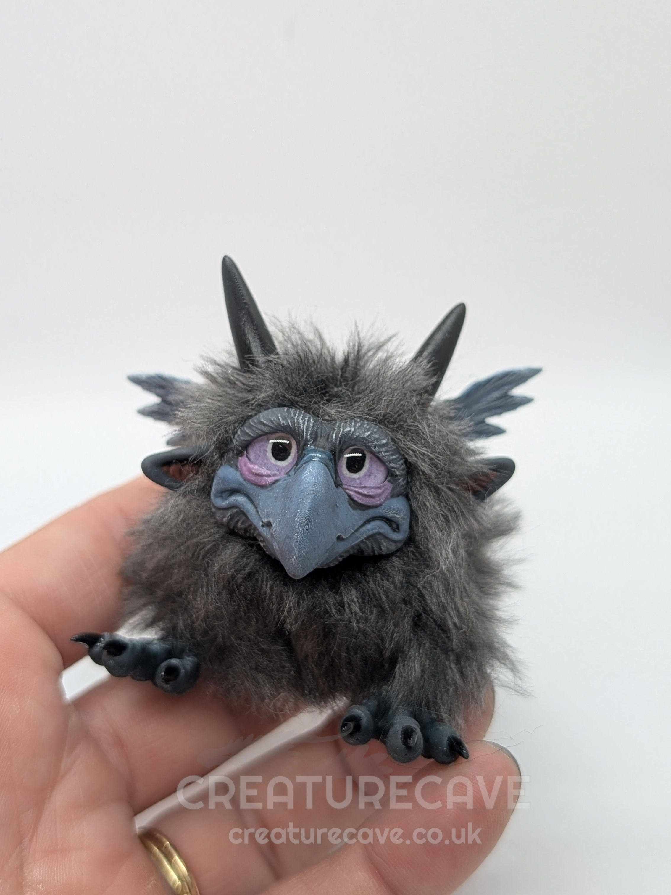 Que the Tiny Smidgeon