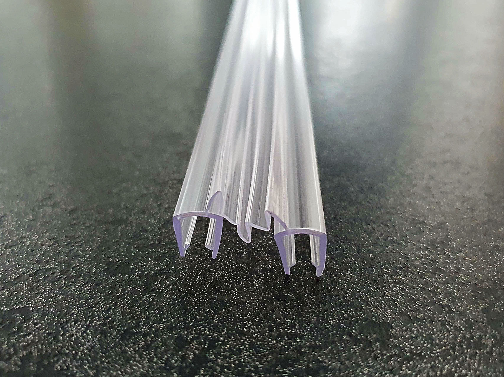 Ziehharmonika-Dichtung für Glastür an feststehender Glasscheibe, Art. Nr. 006A