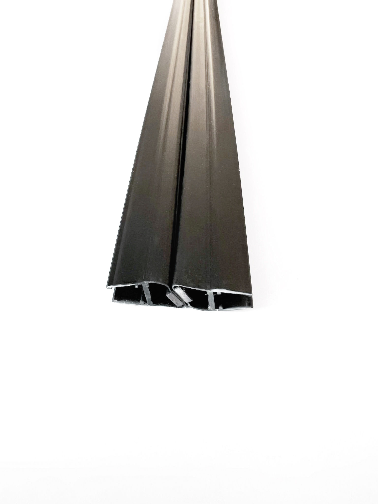 Schwarze Tür-Magnetdichtung 180°, (Anschlag aus 2x 67,5° = 1 Paar), Art.Nr. 605