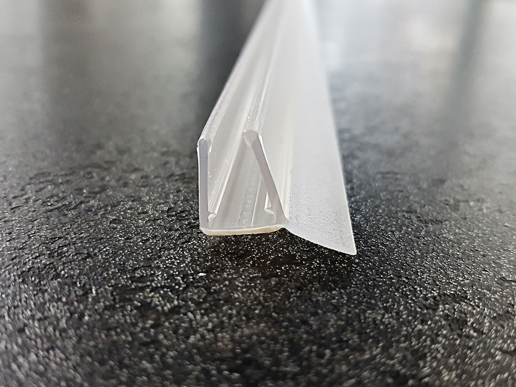 Streifdichtung mit kurzer Dichtfahne, Art. Nr. 5119