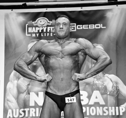 patrick_prohaska_front_lat_spread