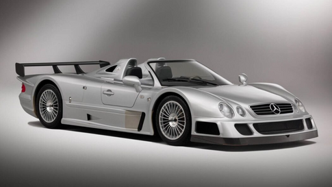 "Chim ưng" Mercedes CLK GTR Roadster 622 mã lực - cỗ máy V12 giá gần 11 triệu USD