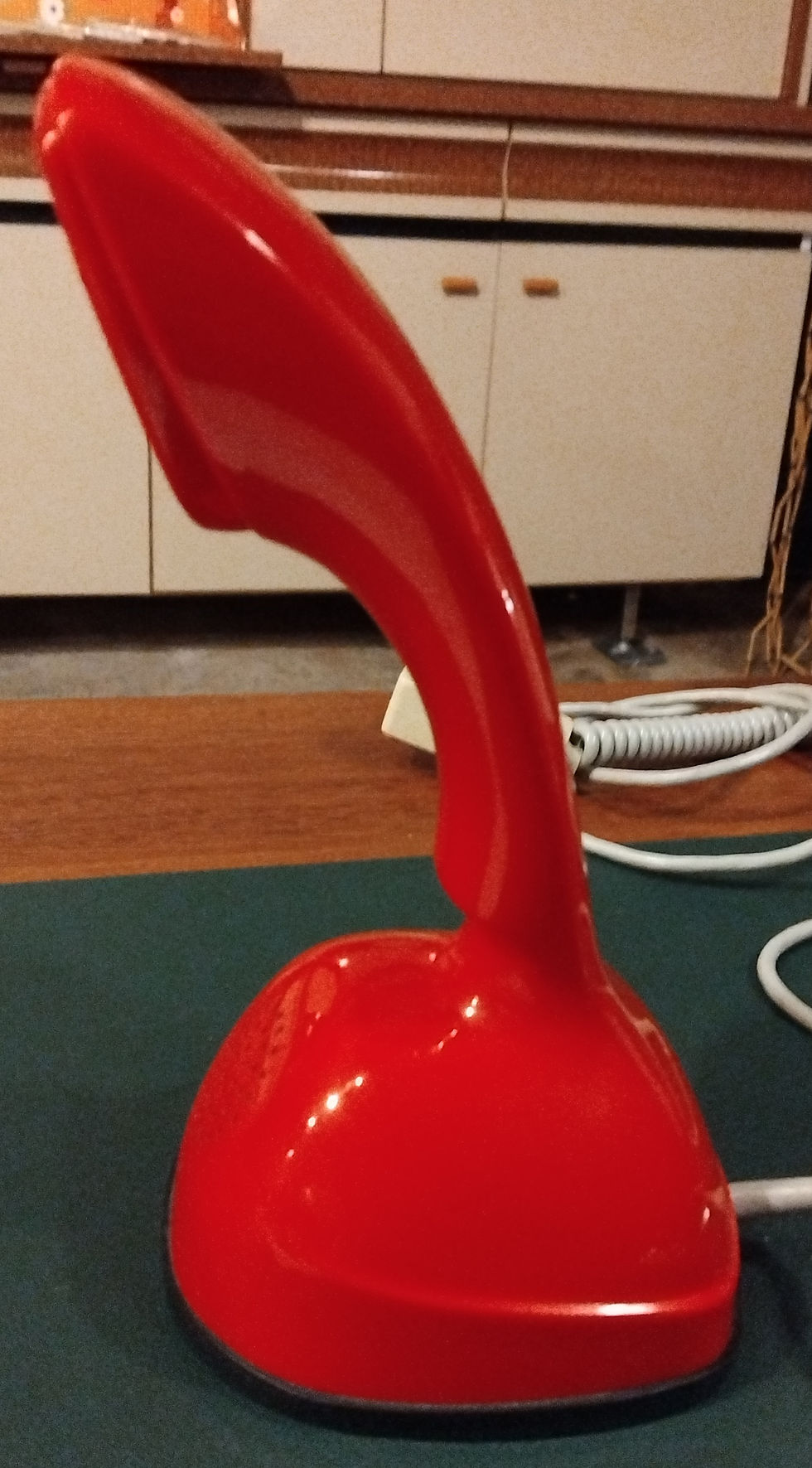 Miniature : Téléphone "Ericophone" rouge, année 1962 !