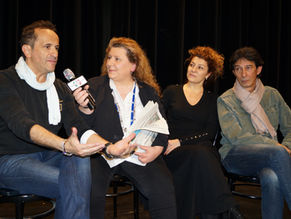 lo show di Uccio De Santis e il Cabaret dei Mudú sbanca a Stoccarda con un esplosivo e divertente mi