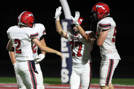 Lions win with late touchdown at Roncalli