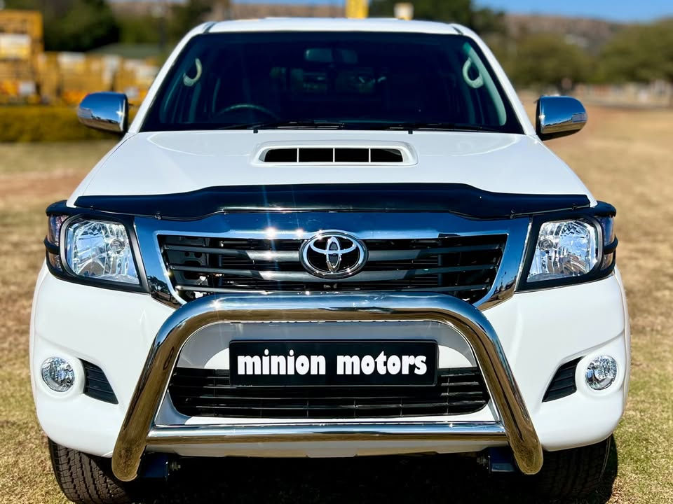 R299 900