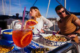aperitivo barca.jpeg