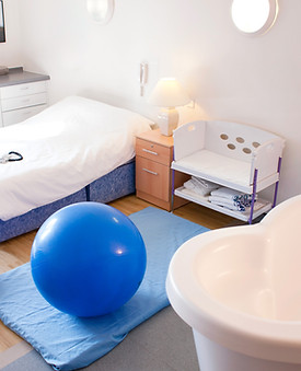 Melanie Brandstrup, EMDR & Hypnose, Hypnobirthing glücklich geboren - Mentale Geburtsvorbereitung, Geburtstrauma Auflösung, Beckenendlage, Ängste, Schmerzreduzierung, Kinderwunsch, Schwangerschaftsübelkeit, Schlafstörungen, Gewichtsreduzierung, Baby-Blues, Hamburg, Rahlstedt, Volksdorf, Sasel, Poppenbüttel, Klein Borstel, Ahrensburg, Wandsbek, Bramfeld