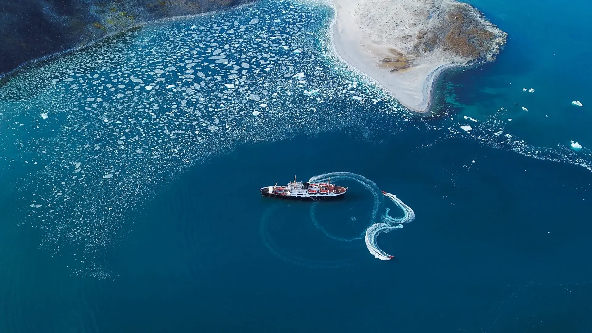 5 Nights Spitsbergen Adventurer (Wednesdays to Mondays)