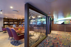 Interior 6