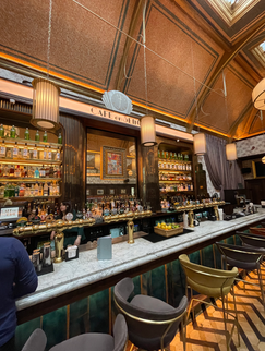 Bar at Cafe En Siene in Ireland