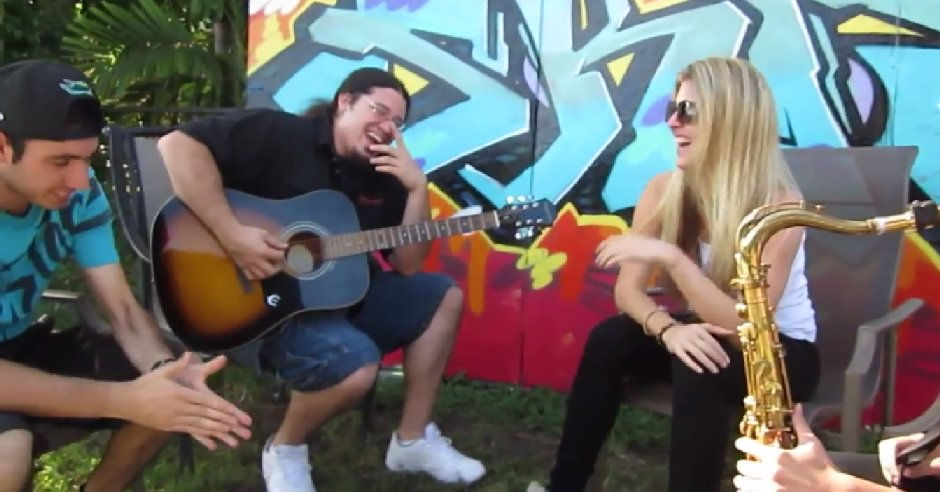 ALPHA Q PERFORMING ACOUSTIC!