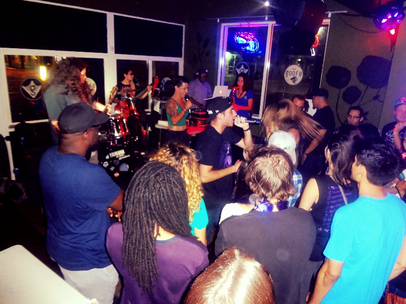 ALPHA Q AT TRACKSIDES MIXTAPE PARTY!