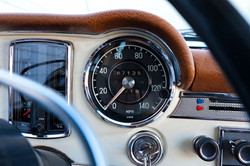 Mercedes Benz 280SL