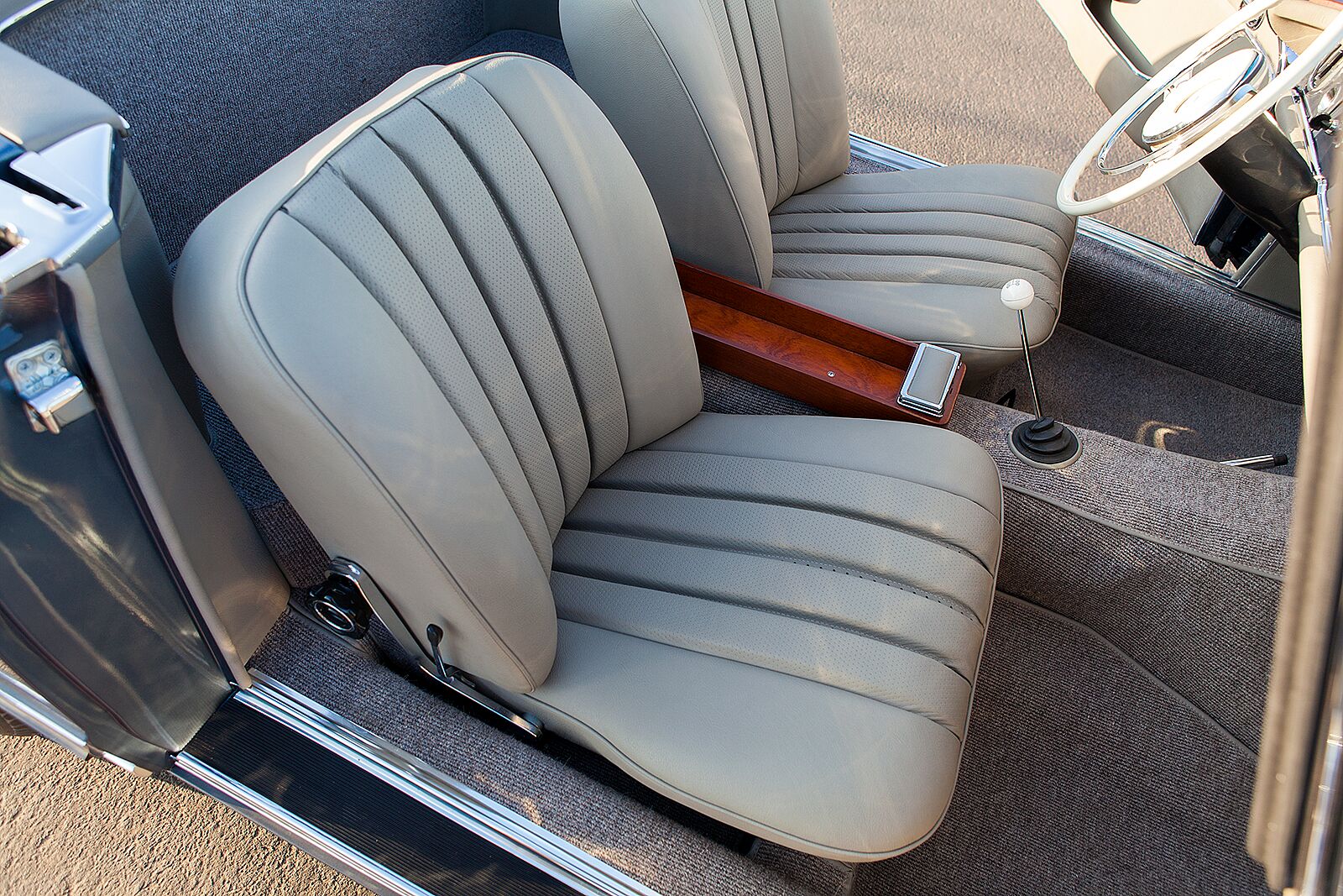 Mercedes 230SL