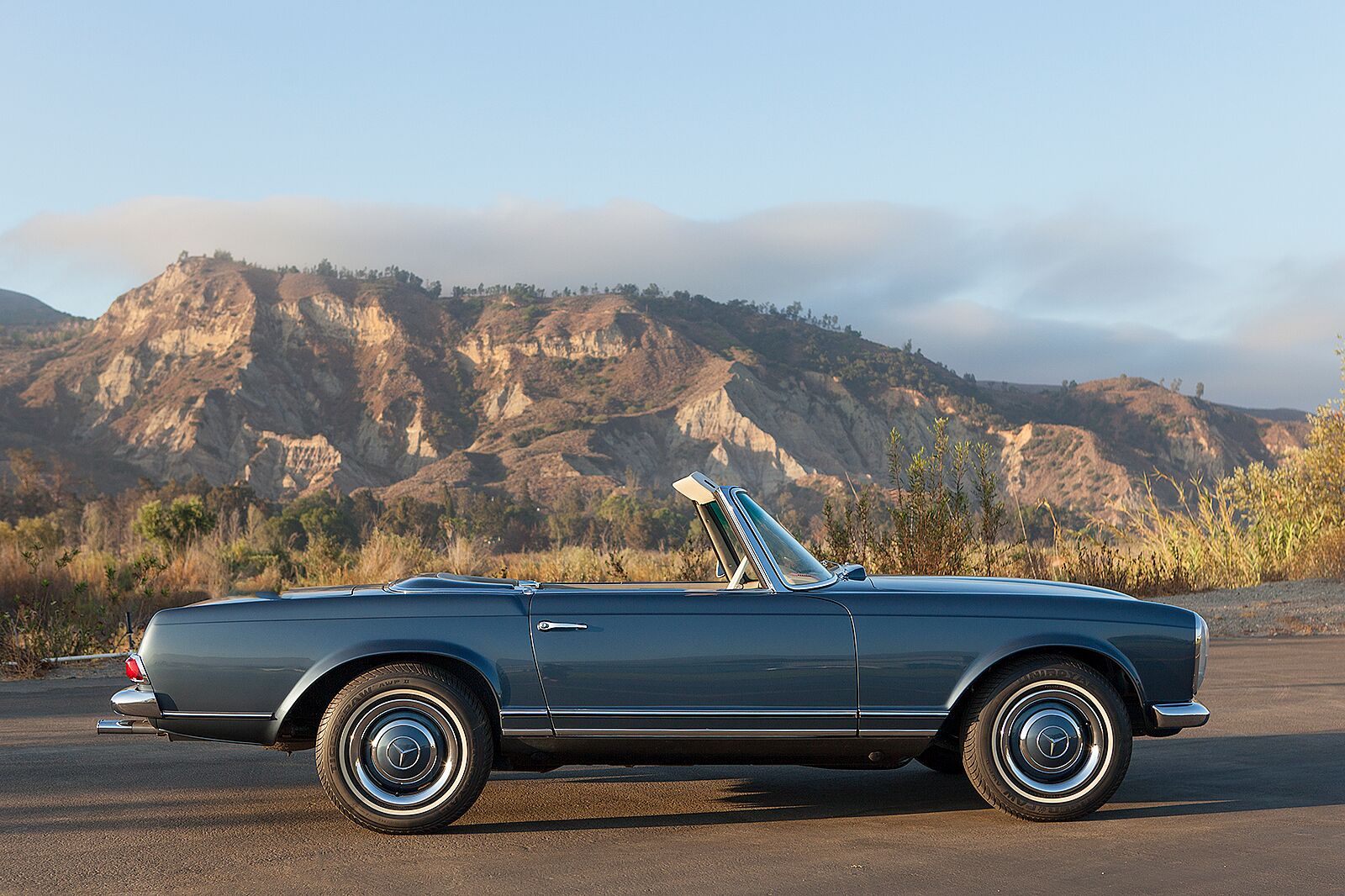 Mercedes Benz 230SL