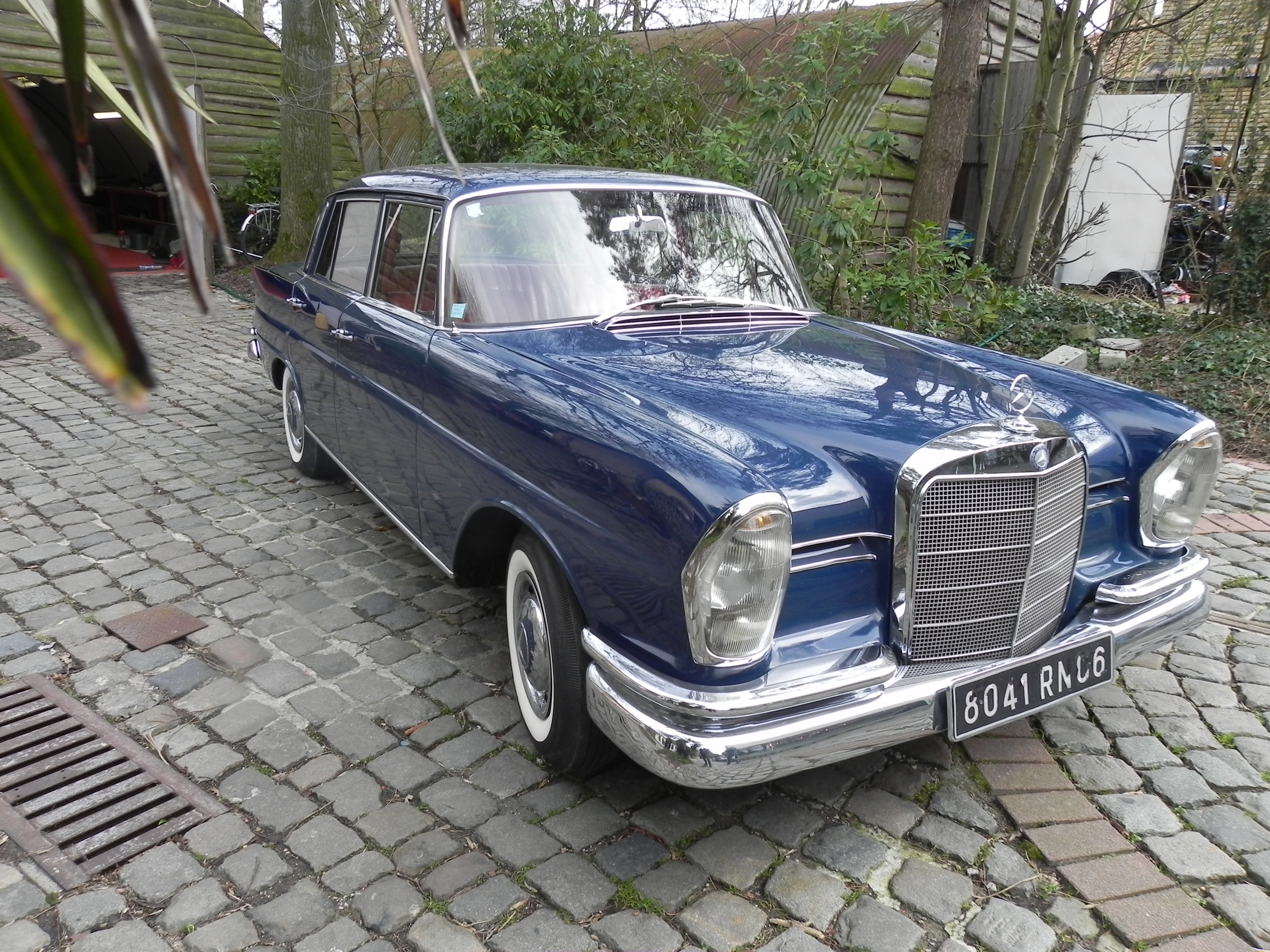 220se Heckflosse