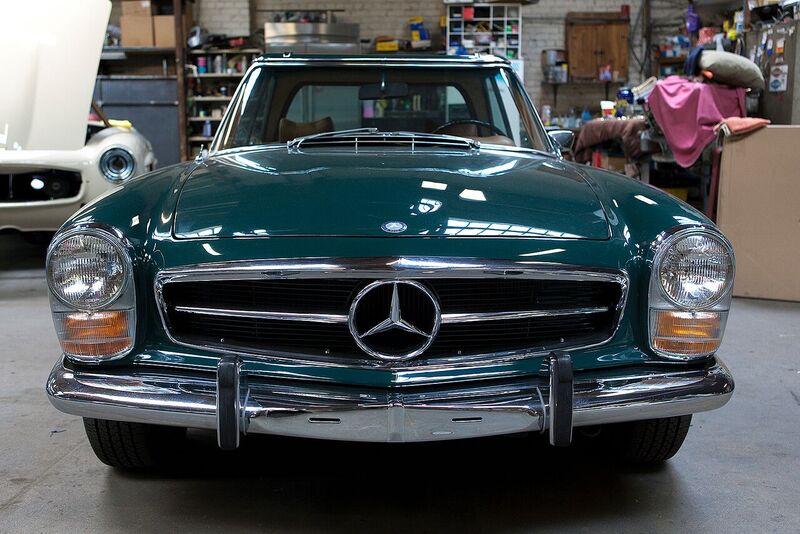 Mercedes Benz 280SL