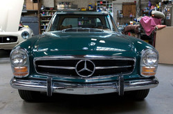 Mercedes Benz 280SL