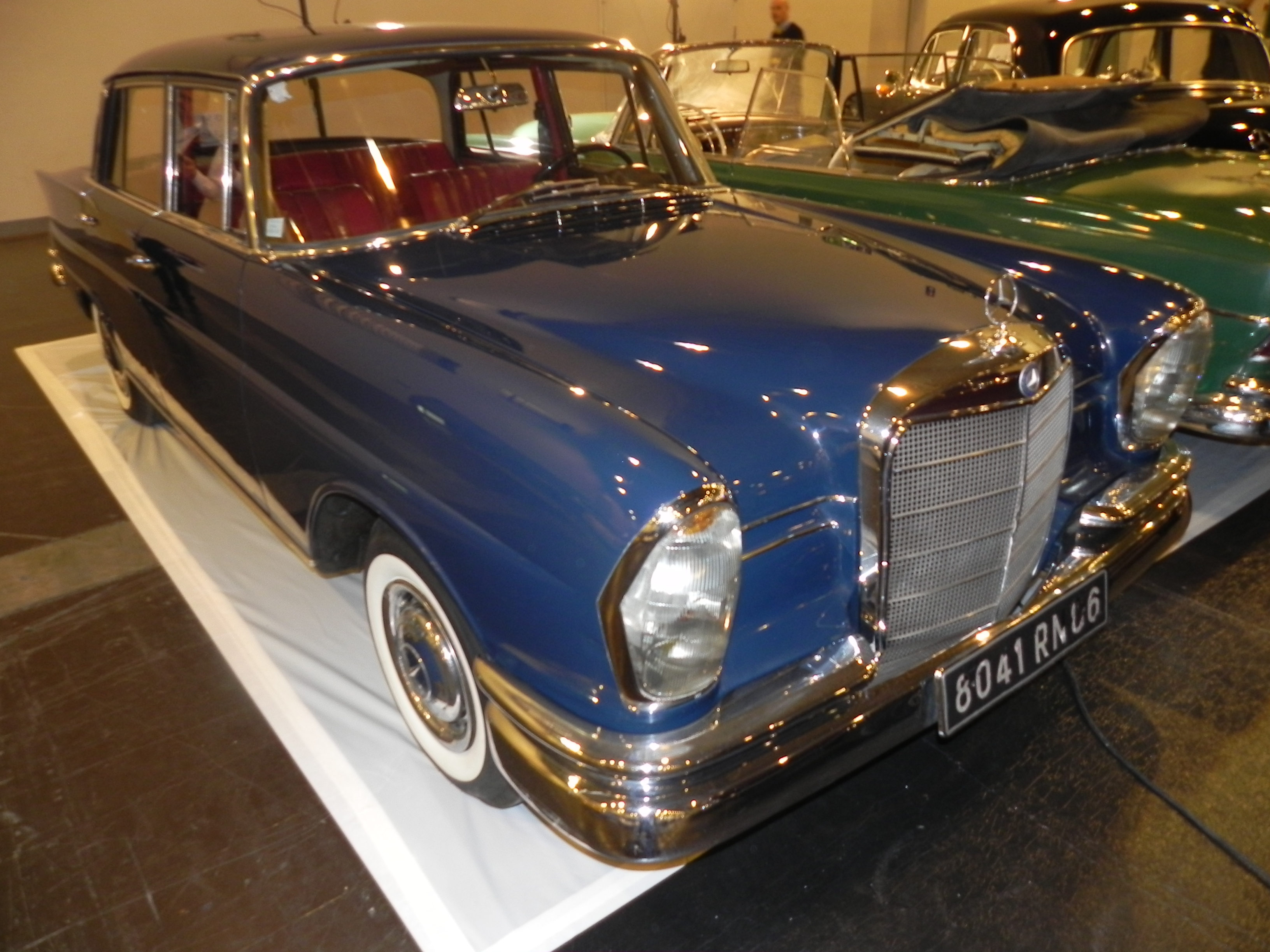 Mercedes 220SE