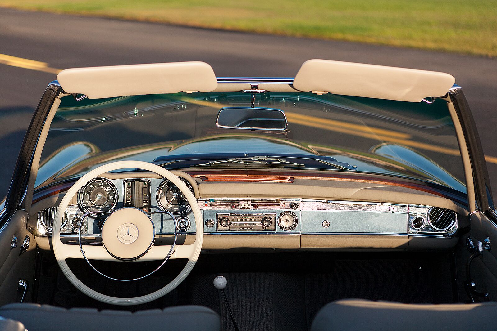 Mercedes 230SL