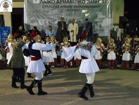 Στιγμές πολιτισμού και παράδοσης από τη "Γρίζα"