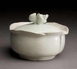 Sugar bowl
