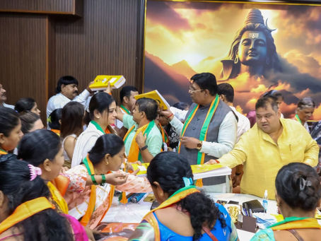 ☔धडक कामगार युनियन☔
धडक अंगणवाडी सेविका व मदतनीस
एकात्मिक बालविकास प्रकल्प, गोरेगाव (पू.) च्या अंगणवाडी सेविकांना
☔ छत्री वाटप☔
रविवार दिनांक 29 जून 2025 रोजी सकाळी 10 वाजता.
#umbrella #distrubuti