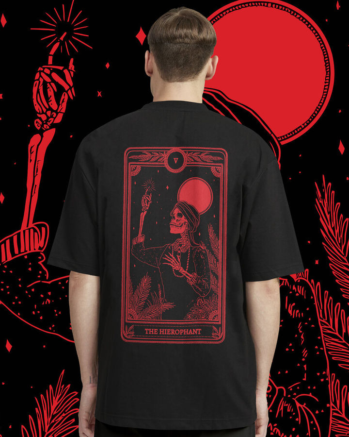 The Hierophant Oversize Tişört – ön yüz