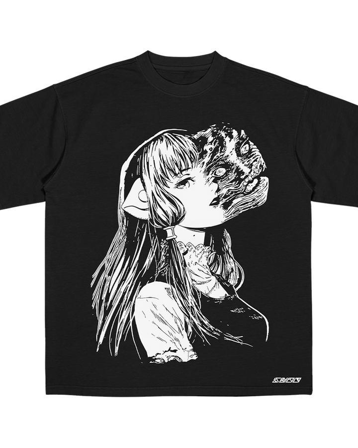 Uzumaki Girl Oversize Tişört – ön yüz