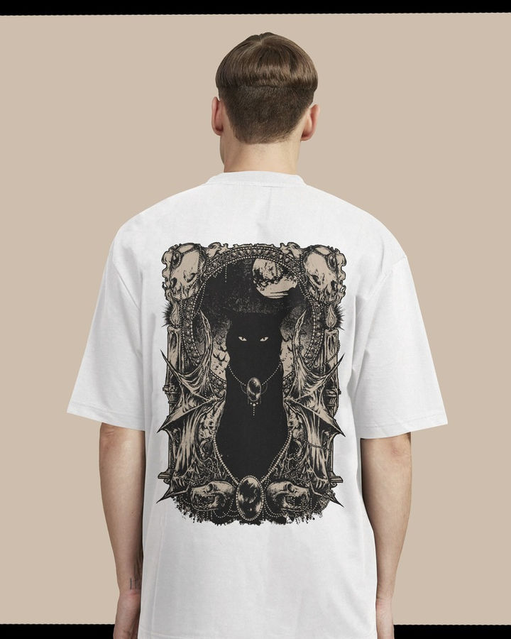 Skeleton Cat Oversize Tişört – ön yüz