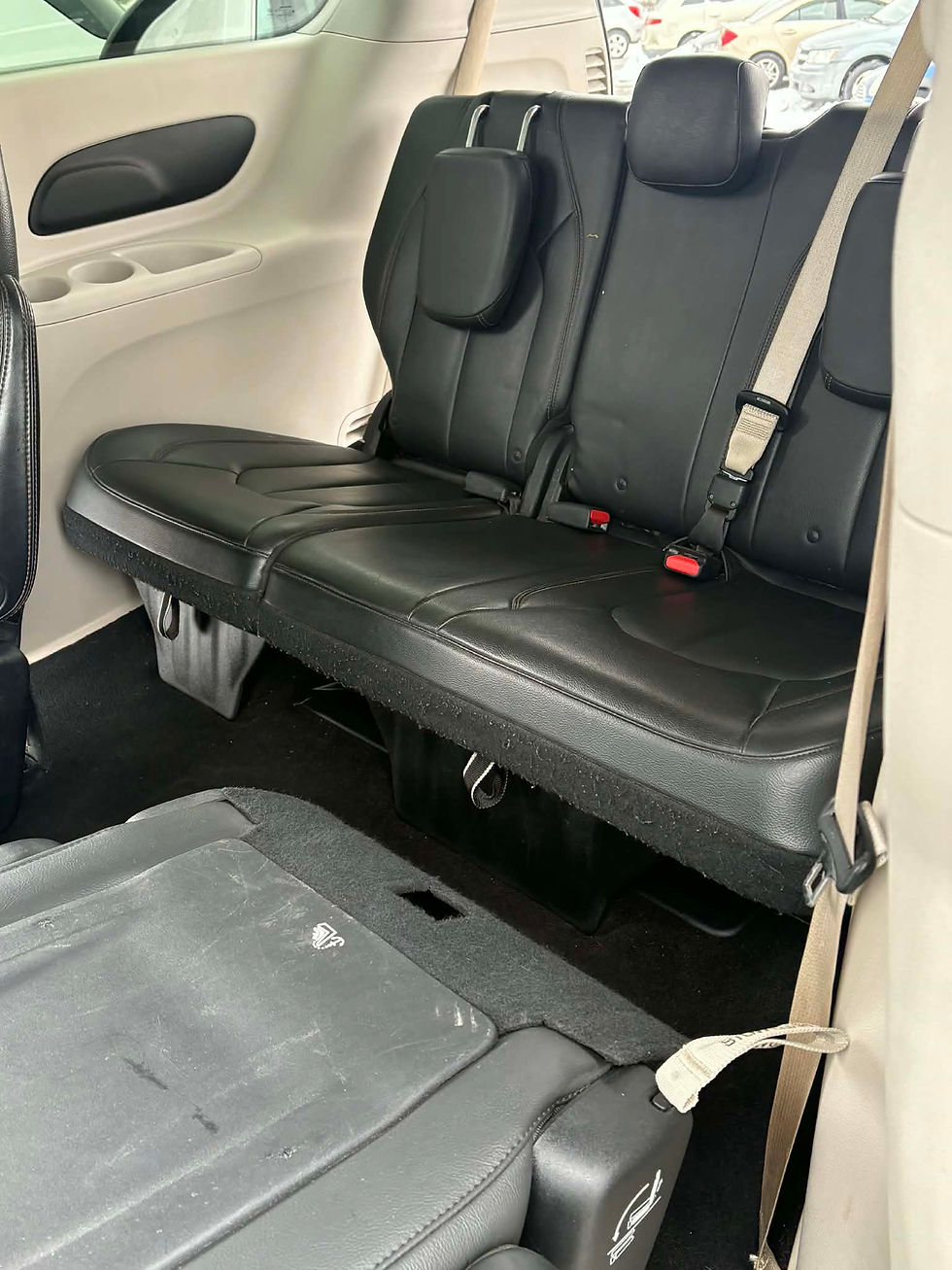 Thumbnail: 2017 Chrysler Pacifica Touring L
